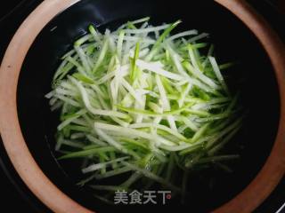 Shredded Radish and Shrimp Soup recipe