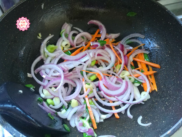 Vegetarian Fried Cake Shreds recipe