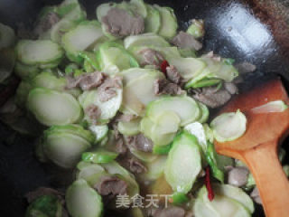 Stir-fried Pork with Vegetable Head recipe