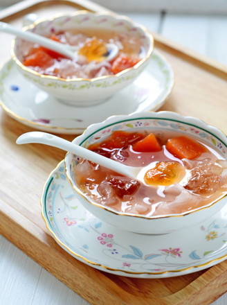 Papaya Peach Gum Tremella Syrup recipe