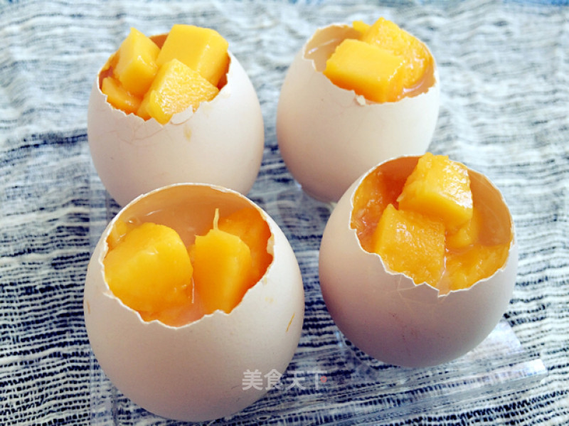 Egg Shell Mango Pudding