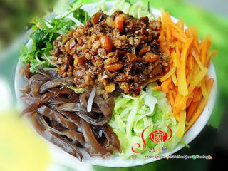 [zhajiang Noodles: New Taste of My House] Virgin's New Fried Sauce Noodles recipe