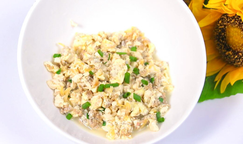 Beef Scallop Egg Tofu Soup recipe