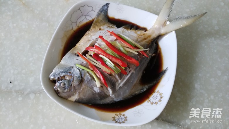 Steamed Pomfret recipe