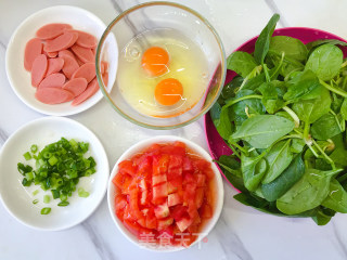 Hand-rolled Noodles with Spinach and Egg recipe