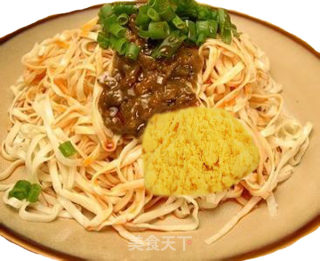 Cold Noodles with Egg Yolk recipe