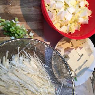 Enoki Mushroom and Mixed Vegetable Pot recipe