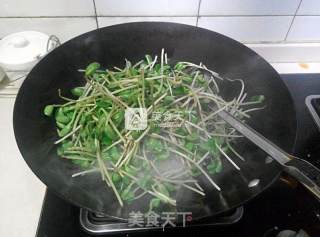 Stir-fry at A Reasonable Price-garlic Black Bean Sprouts recipe