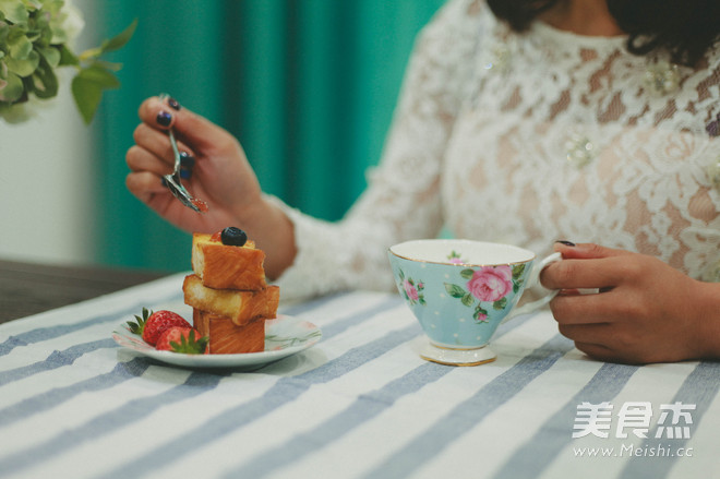 Romantic Sweet French Strawberry Toast recipe