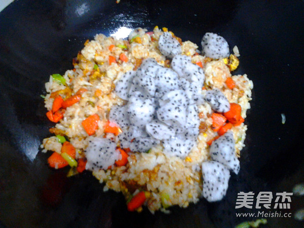 Dragon Fruit Egg Fried Rice recipe