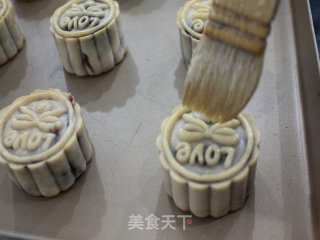 Classic Cantonese Bean Paste Mooncake recipe