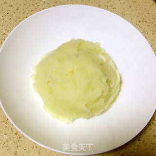 Mashed Potatoes with Meat Sauce recipe