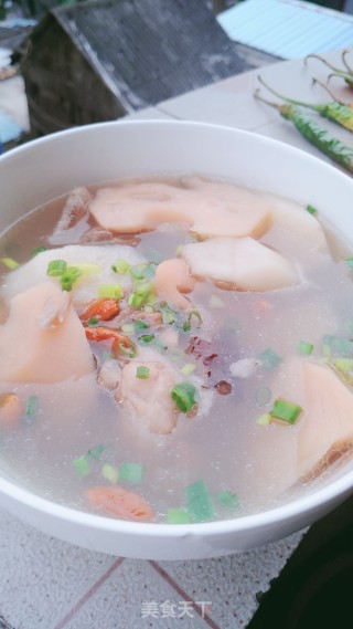 Lotus Root and Yam Tonggu Soup recipe