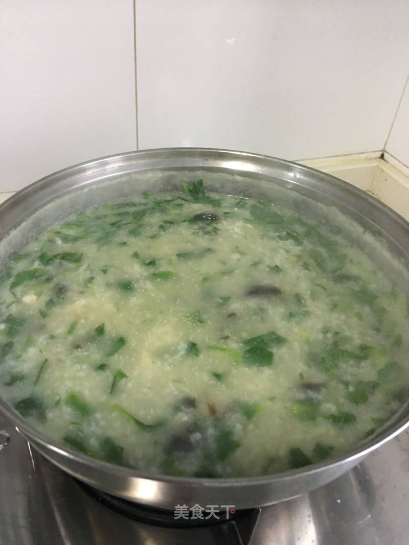 Congee with Preserved Egg and Lean Meat and Vegetables recipe