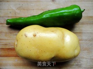 Love Home-cooked Stir-fry ------ Green Pepper and Potato Shreds recipe