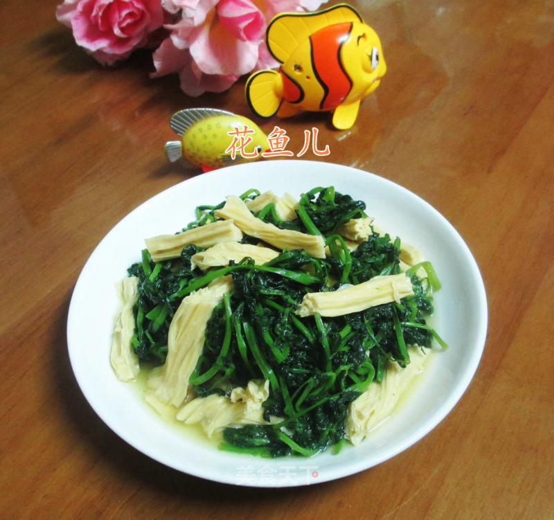 Fried Bean Sprouts with Yuba recipe