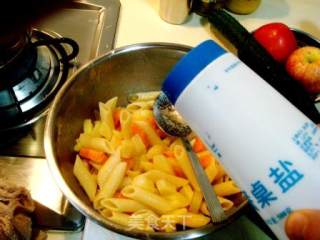 Cool and Delicious—"mustard Assorted Pasta" recipe