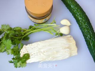 Enoki Mushroom with Sesame Sauce recipe