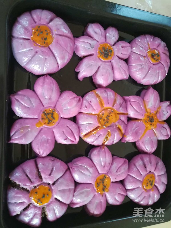 Lotus Purple Sweet Potato Bread recipe