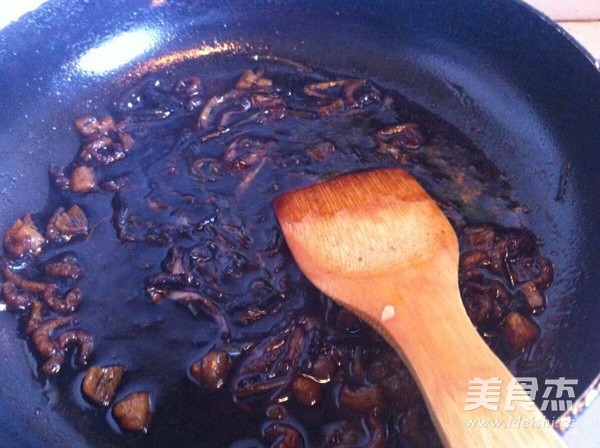 Noodles with Dried Scallops, Dried Scallion and Scallion Oil recipe