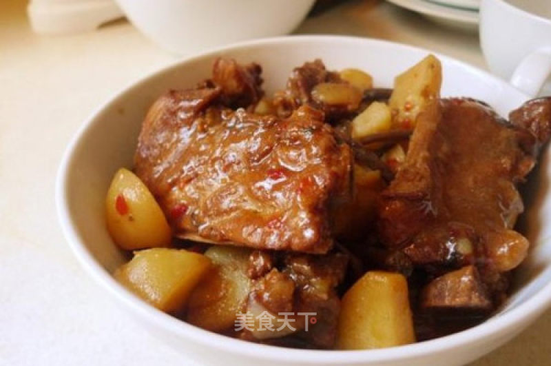 Stewed Pork Ribs with Potatoes recipe