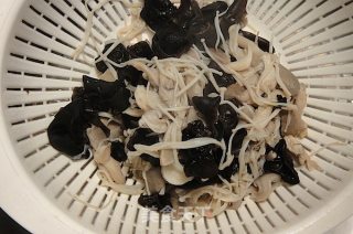 Mushroom and Taro Soup recipe