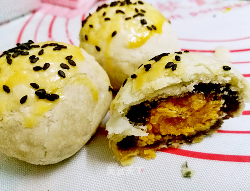 Egg Yolk Crisp recipe