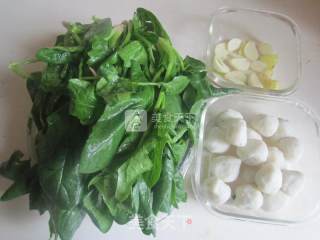 Stewed Fish Balls with Spinach recipe
