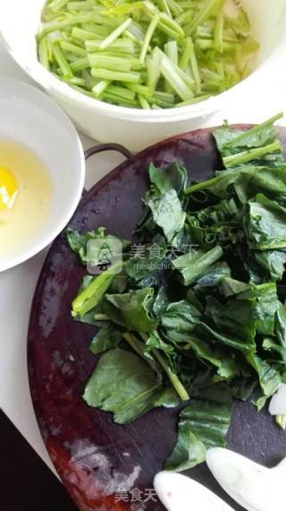 Spinach and Egg Lump Soup recipe