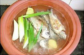 Fish Soup Tofu Golden Needle Pot recipe