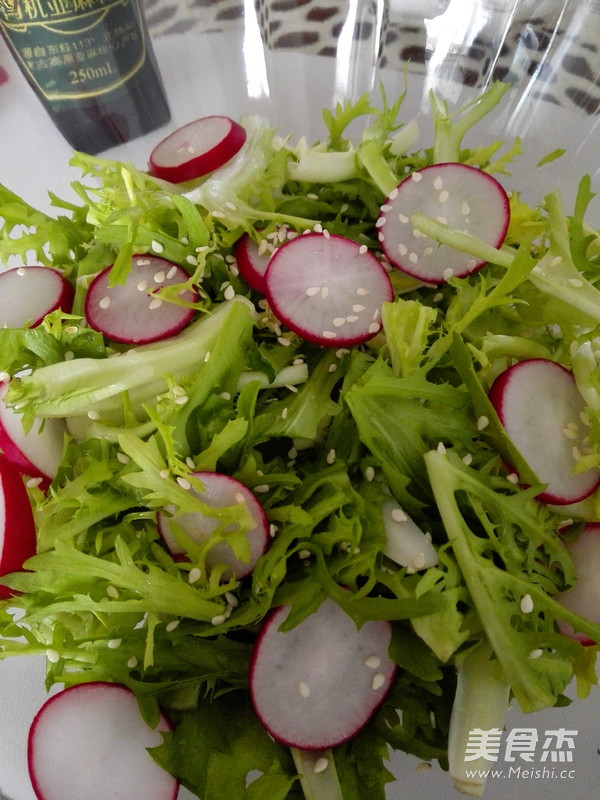 Gelinuoer Bitter Chrysanthemum Mixed with Cherry Radish recipe