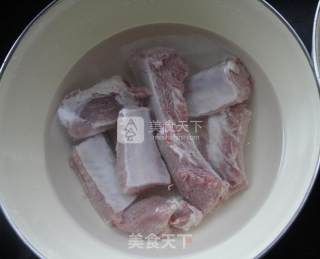 Mushroom and Yam Spare Ribs Health Soup recipe