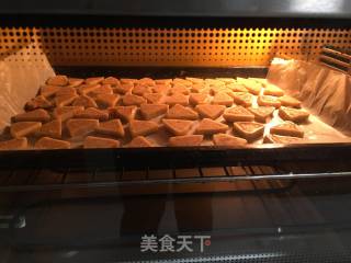 Egg Yolk Meat Floss Biscuits recipe