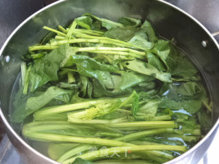 【tianjin】spinach Mixed with Black Fungus recipe