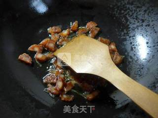 Stir-fried Dried Radish with Hot Pepper and Spicy Sausage recipe