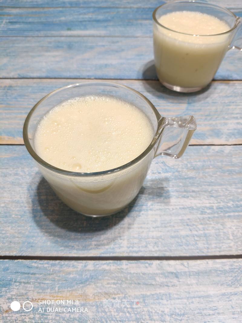 Pineapple Smoothie with Moisturizing Soup recipe