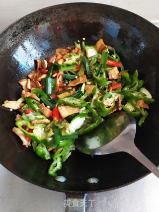 Stir-fried Lard with Chili recipe