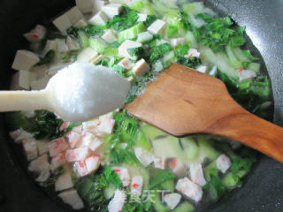 Shrimp Flavour Ball Green Vegetable Tofu Soup recipe