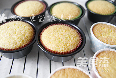 Whole Egg Sponge Cupcakes recipe