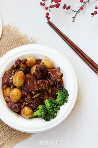 Braised Pork Ribs with Quail Eggs recipe