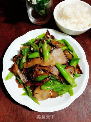 Stir-fried Porcini Mushrooms with Hang Pepper recipe