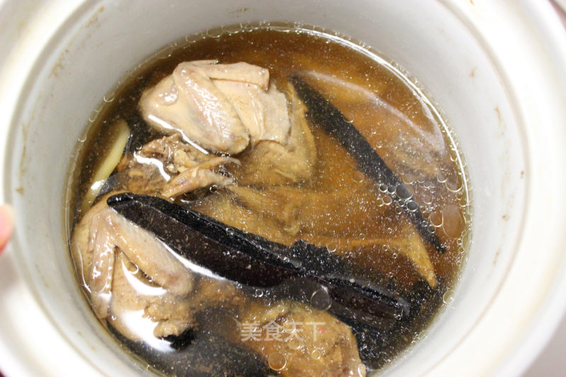 Lingzhi Quail Soup recipe