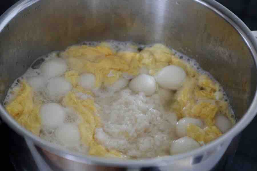 Rice Sprinkled Egg Flower Small Round recipe