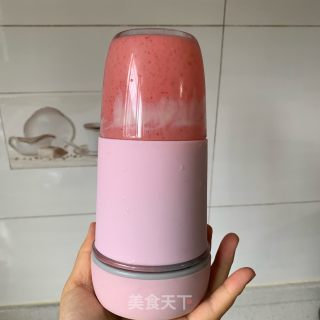 Strawberry Yogurt Ice Cream recipe