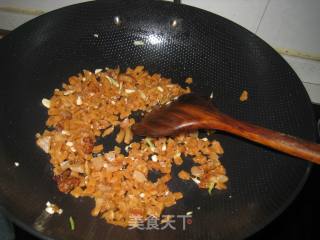 Stir-fried Dried Radish with Lard Residue recipe