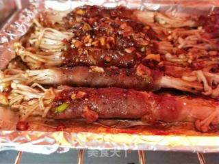 Black Pepper Roasted Beef and Enoki Mushroom Roll recipe