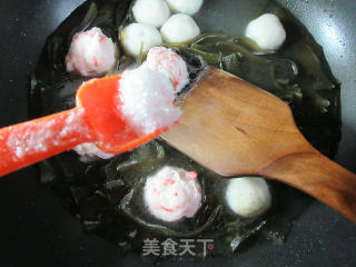 Shrimp Ball Fish Ball Seaweed Soup recipe