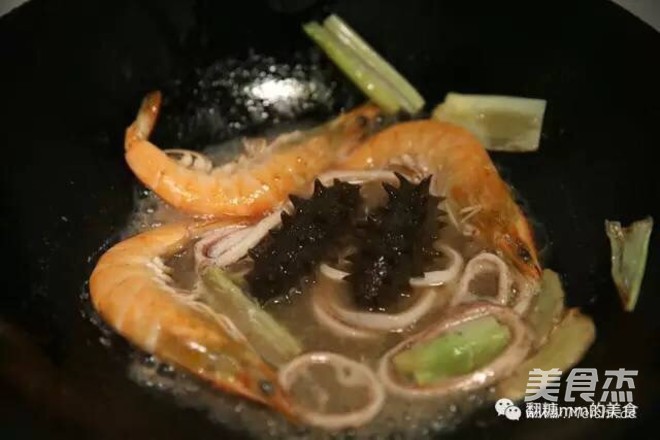 Reunion Seafood Noodle recipe