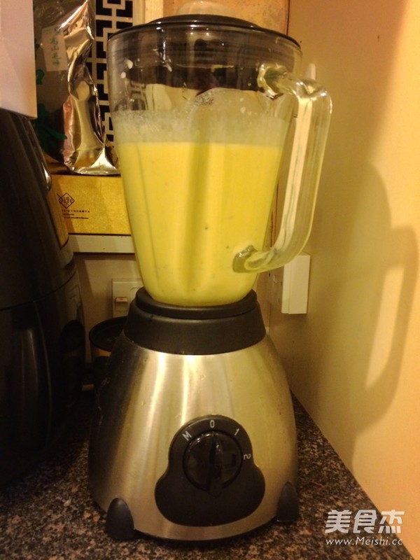 Banana Mango Shake recipe