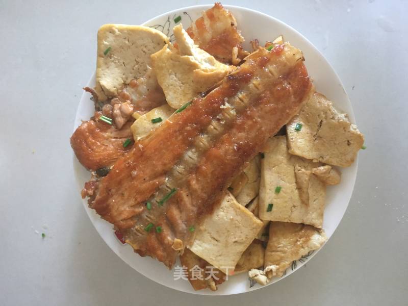 Fried Tofu with Salmon Bone recipe